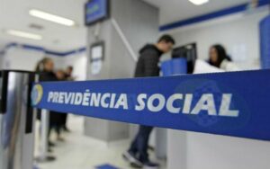 INSS pode ter 1 mil vagas em 2023