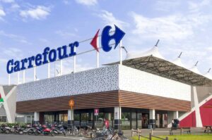 Carrefour anuncia Programa de Estágio 2023 com salário de R$ 1,5 mil