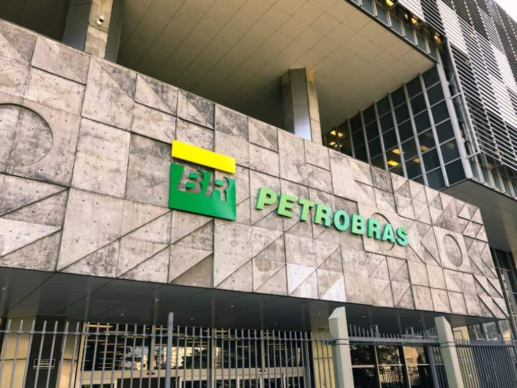 Imagem da fachada da empresa Petrobras