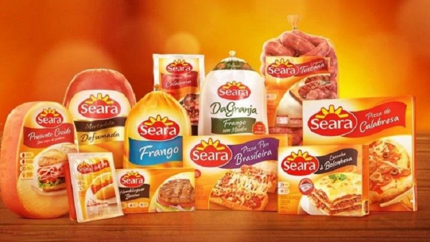 Banner de divulgação dos produtos da marca Seara enfileirados