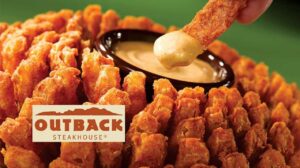 Outback abre vagas de cozinheiro, auxiliar de cozinha e outros cargos em diversas regiões do Brasil