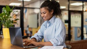 Mulheres no mercado de trabalho alcançam número recorde